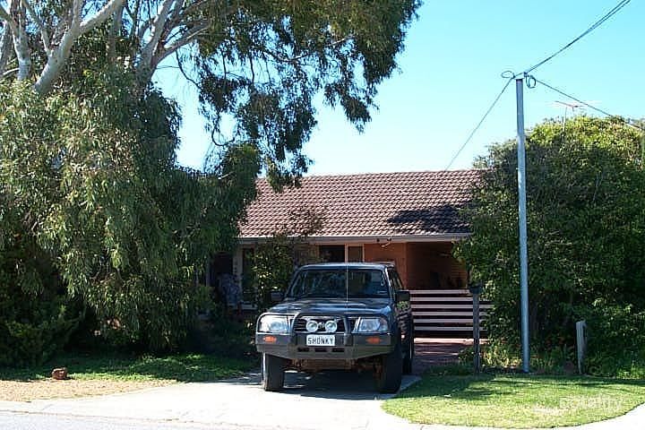 32 Janet Rd, Safety Bay, WA 6169