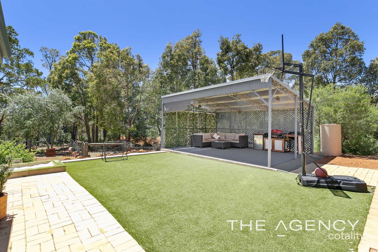 113 Brompton Hts, Gidgegannup, WA 6083