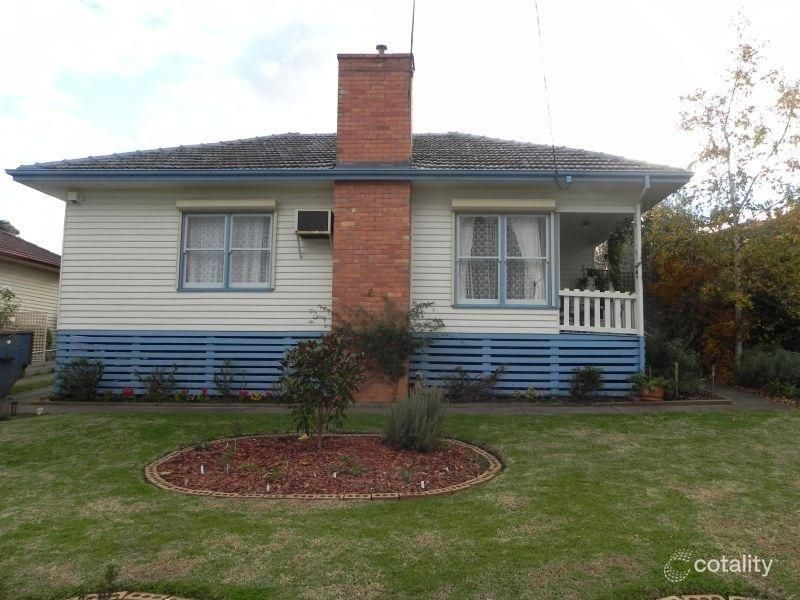 11 Queens Cres, Bacchus Marsh, VIC 3340