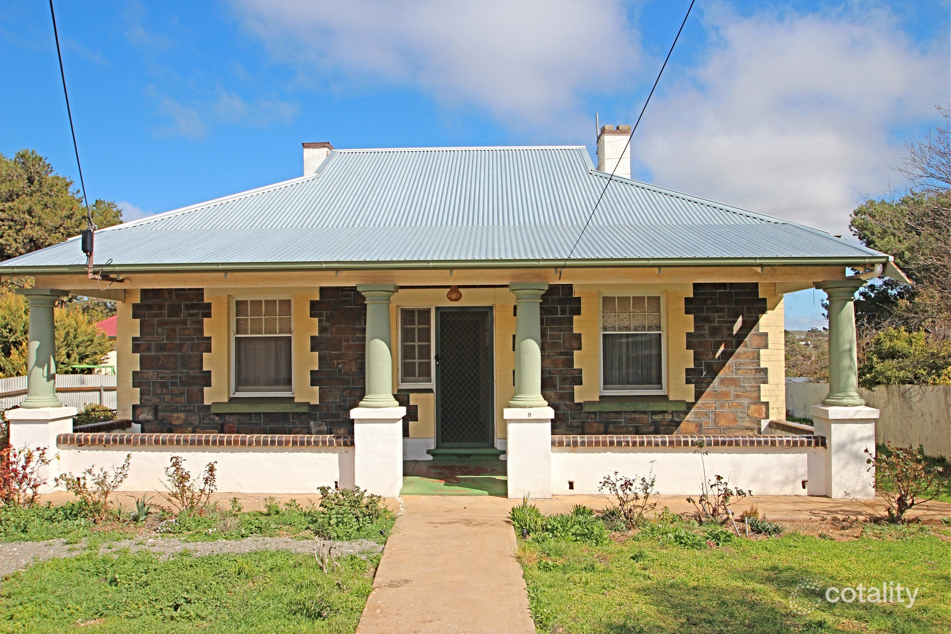 8 The Crescent, Burra, SA 5417