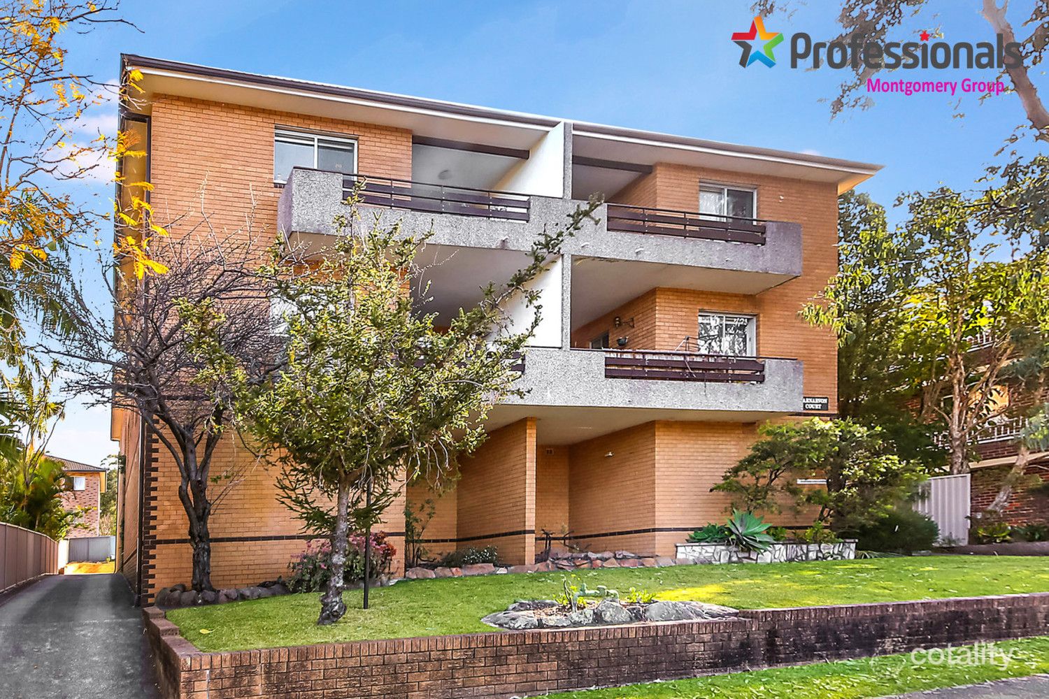 1/13 Carnarvon St, Carlton, NSW 2218