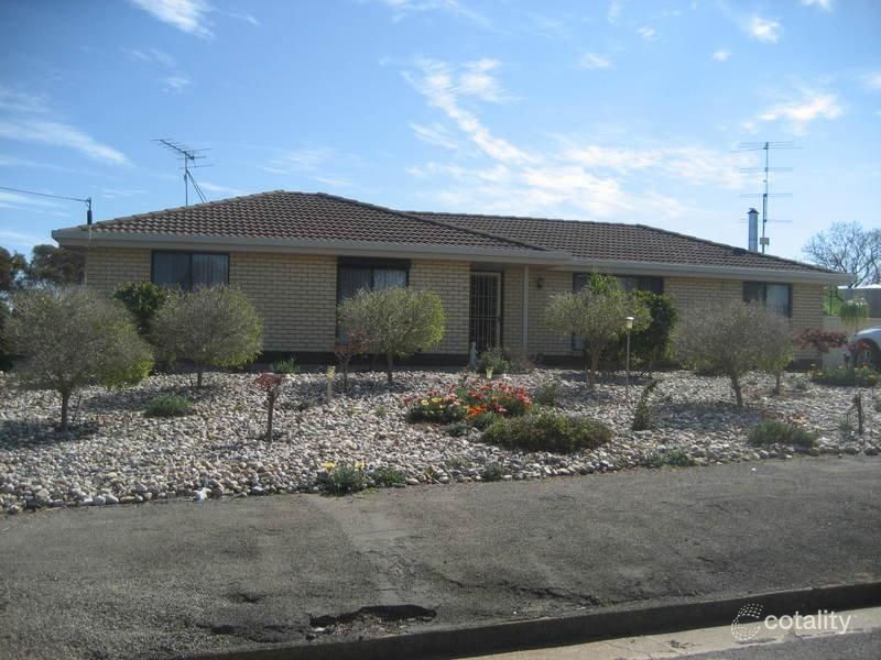 43 Commercial St, Robertstown, SA 5381