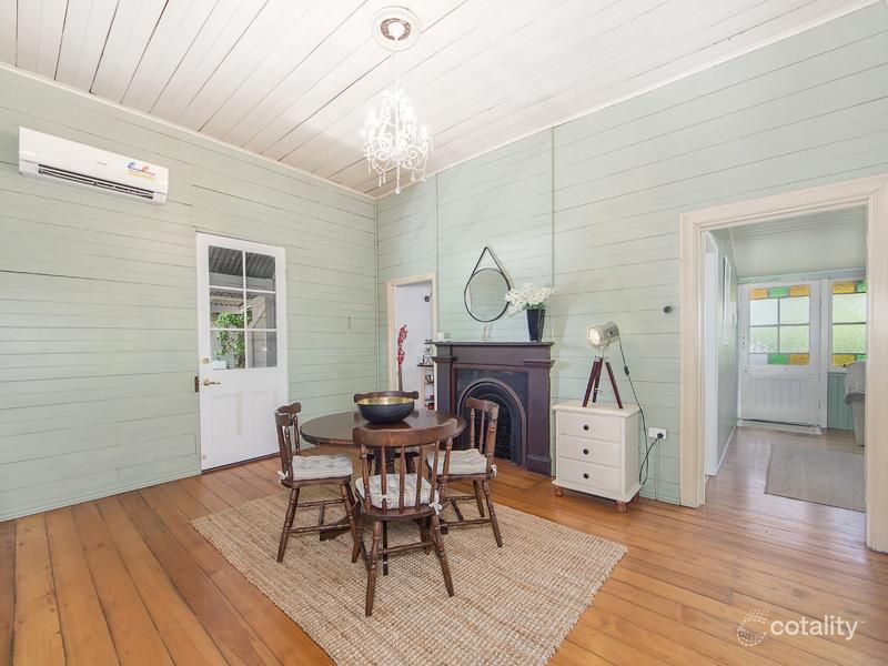 5 Barker St, Ipswich, QLD 4305