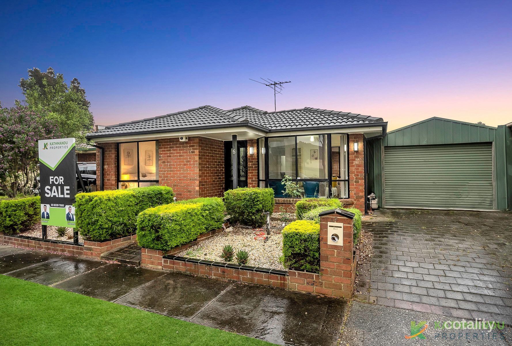 5 Rostron Way, Roxburgh Park, VIC 3064