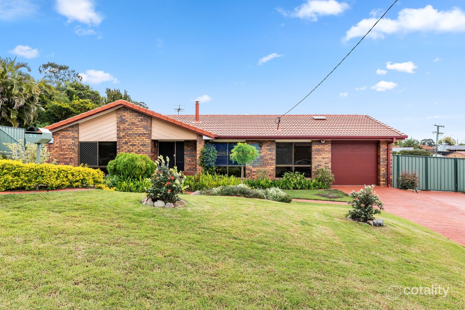 54 Wantana Cres, Edens Landing, QLD 4207