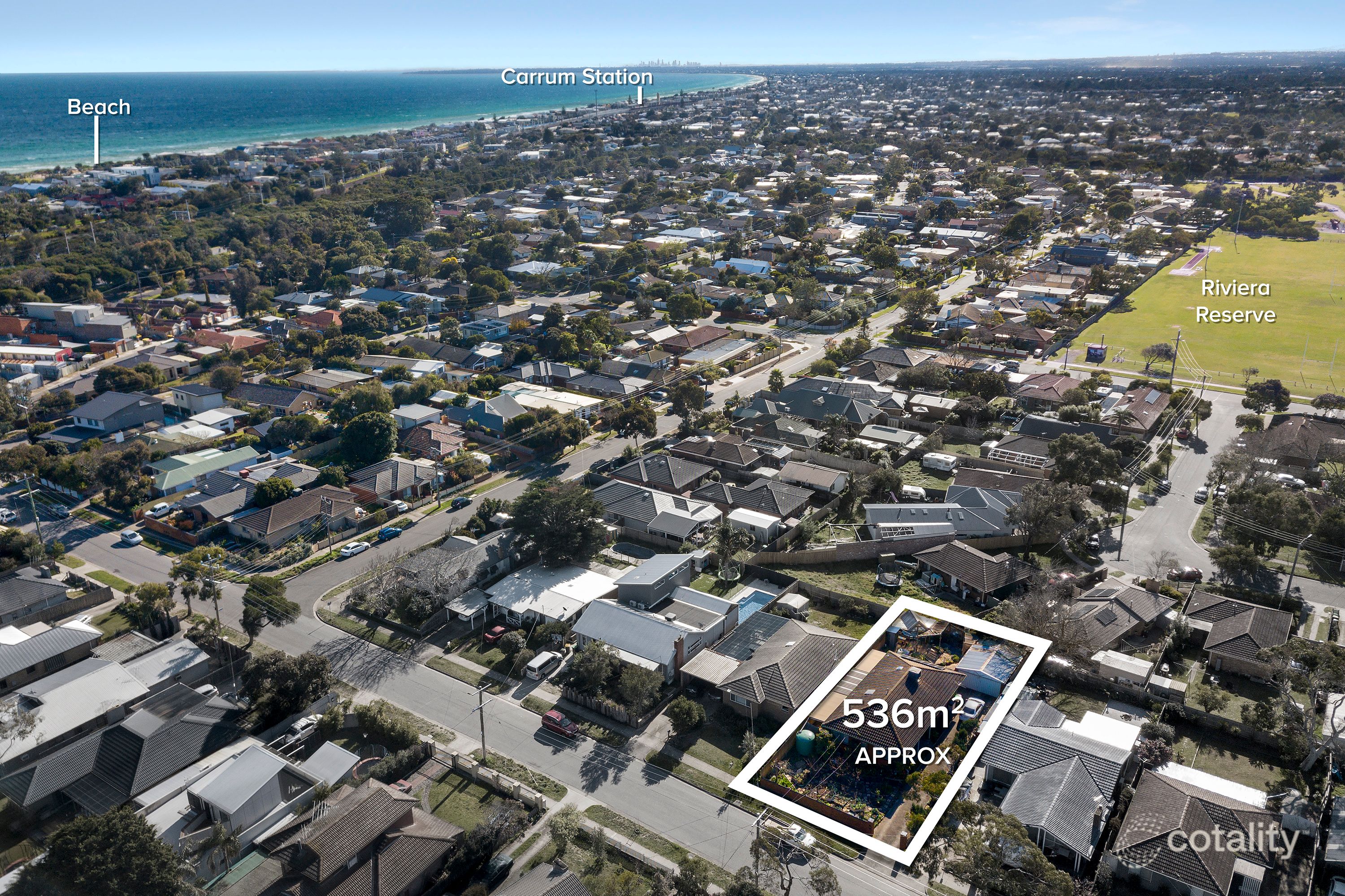 19 Clovelly Pde, Seaford, VIC 3198