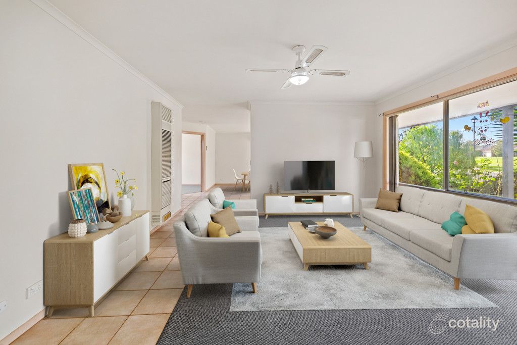 40 Oaktree Ave, Wyndham Vale, VIC 3024