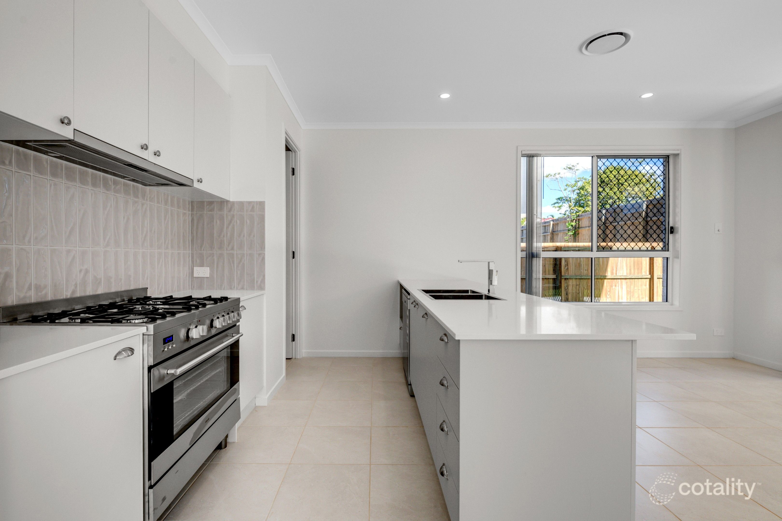 27 Laura St, Cleveland, QLD 4163