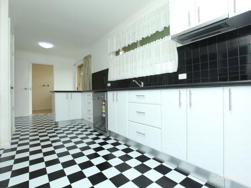 326 Southern Cross Dr, Macgregor, ACT 2615