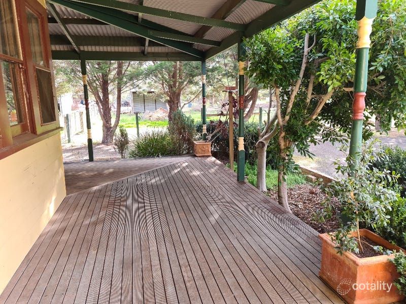 25 Glenoe Dr, Lara, VIC 3212