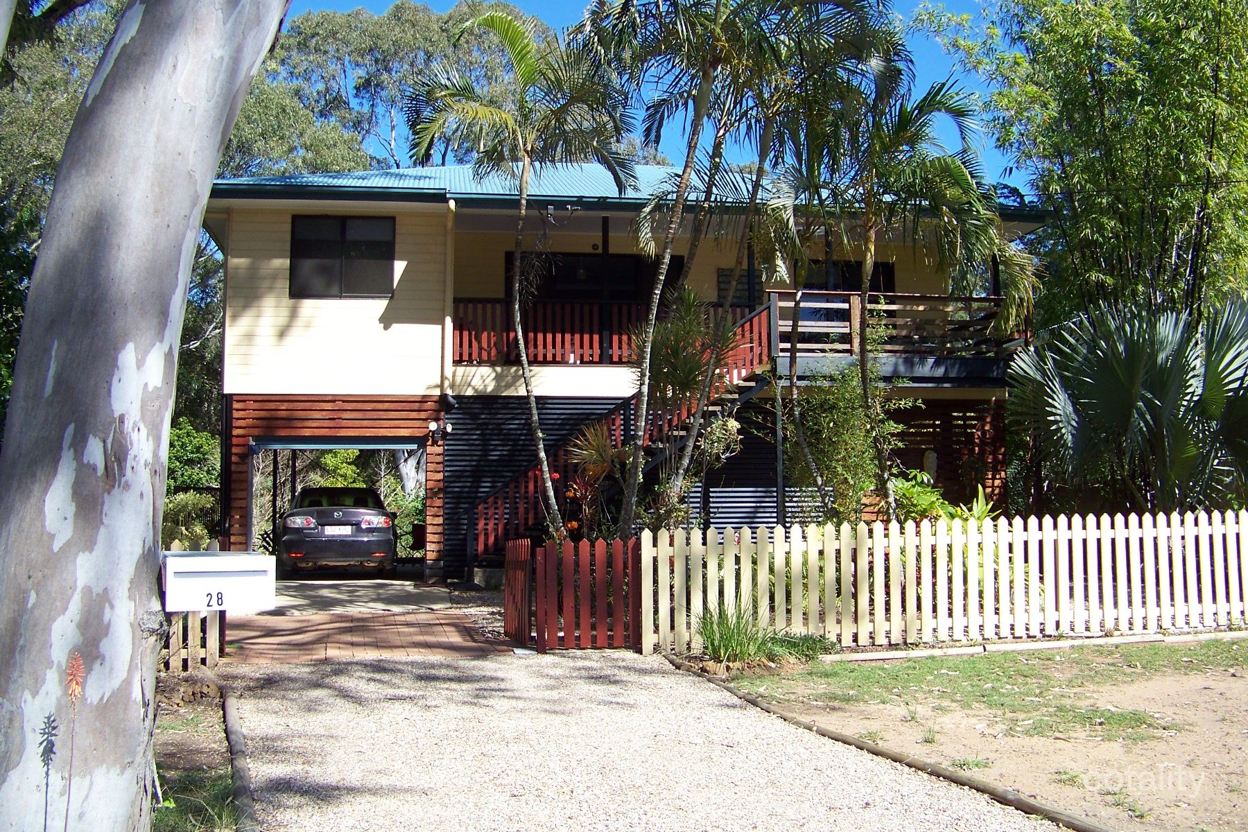 28 Beelong St, Macleay Island, QLD 4184