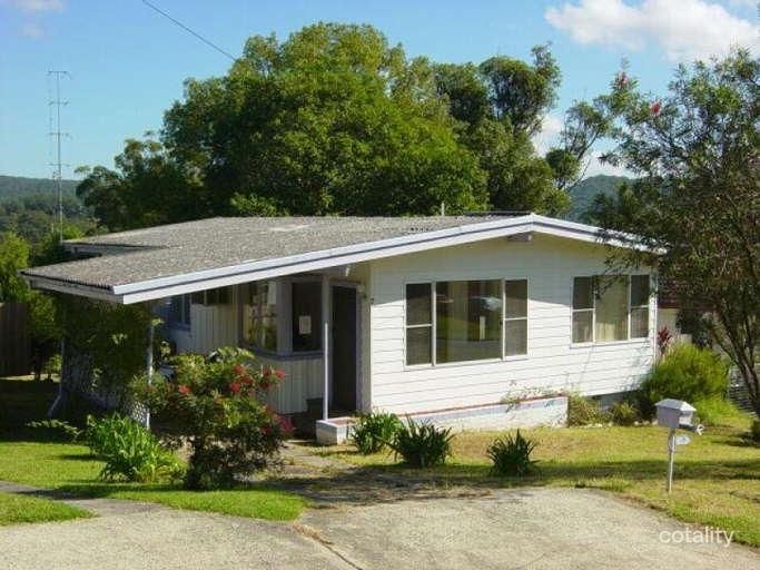 7 Halcyon St, Wyoming, NSW 2250