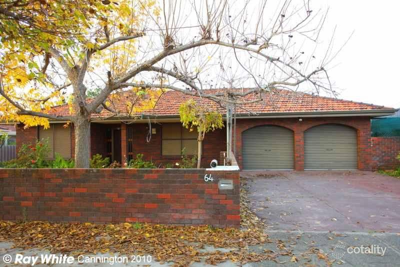 64 Cross St, Queens Park, WA 6107