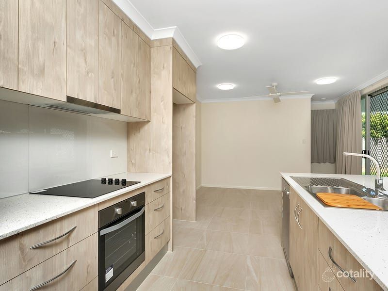 3 Ainscow Dr, Bentley Park, QLD 4869