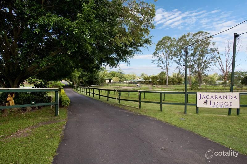27 Isambert Rd, Landsborough, QLD 4550