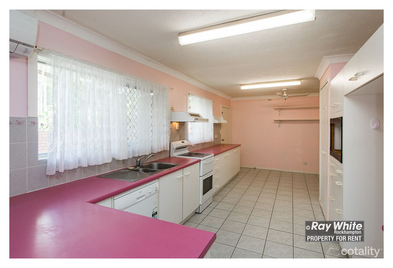 1 Risien St, Norman Gardens, QLD 4701