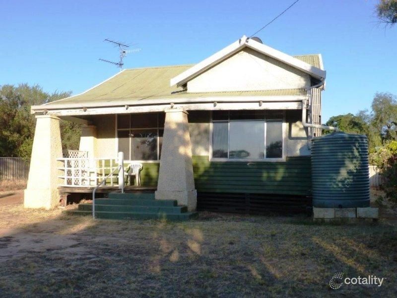 53 Walton St, Corrigin, WA 6375