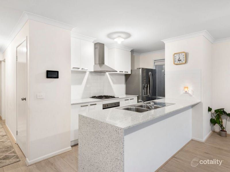 46 Precinct Rd, Charlemont, VIC 3217