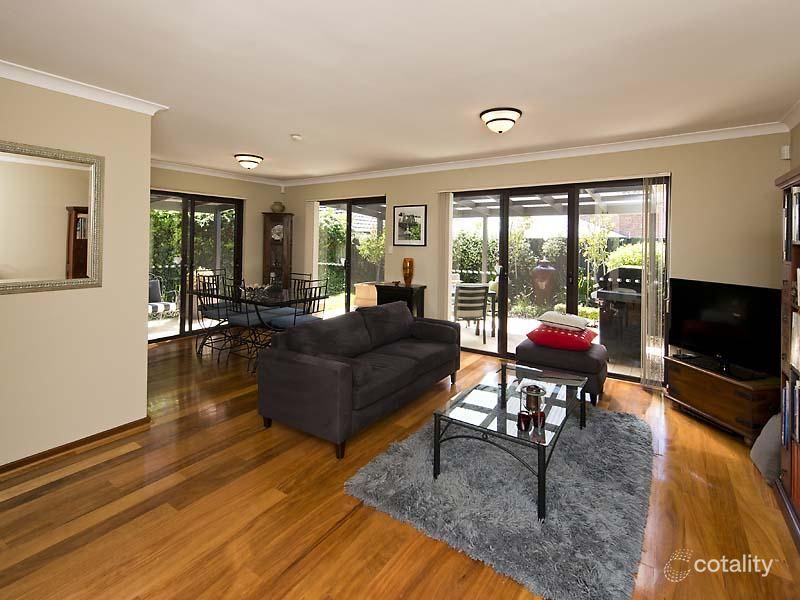 4/68 Strickland St, South Perth, WA 6151