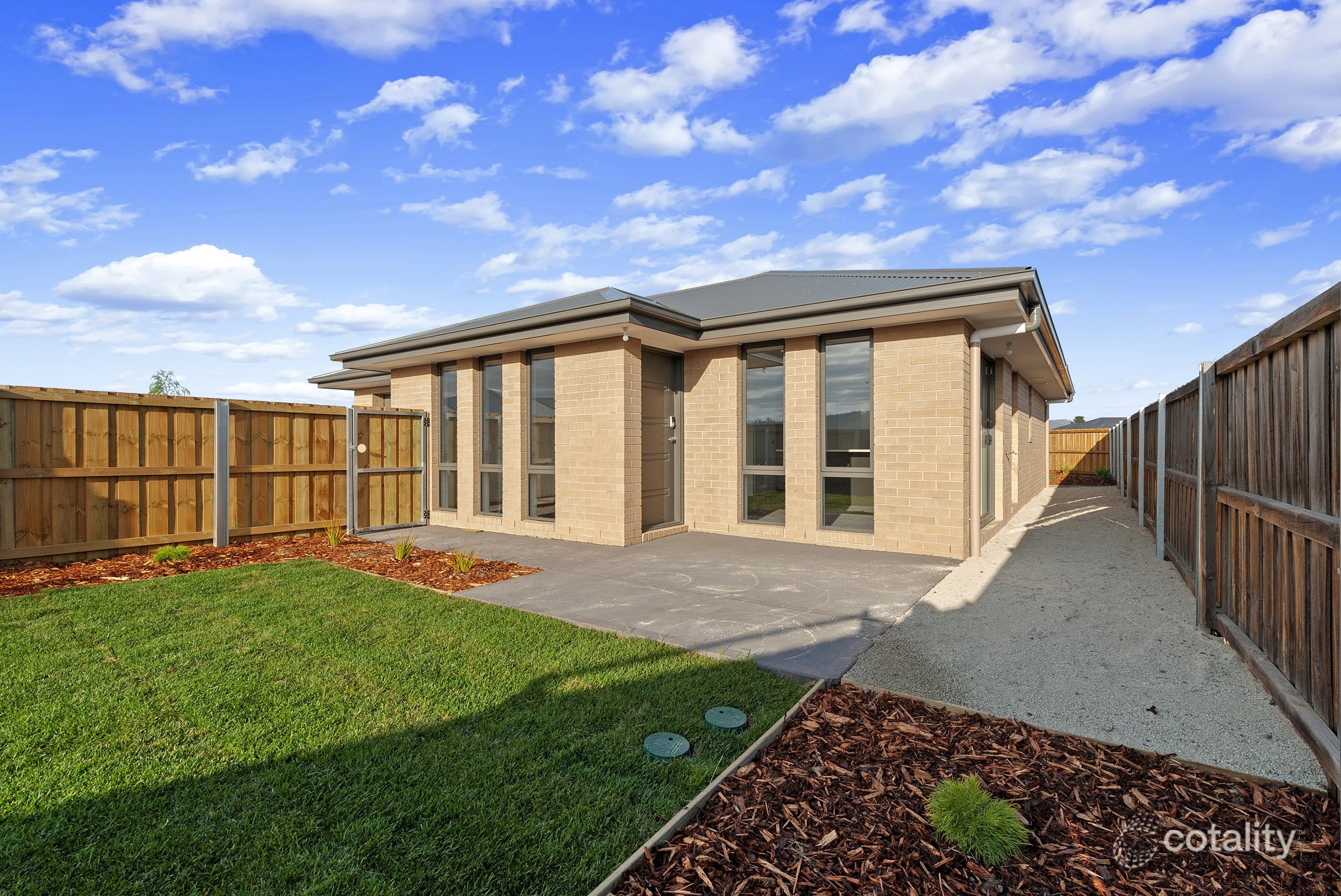 1/37 Menin Dr, Brighton, TAS 7030