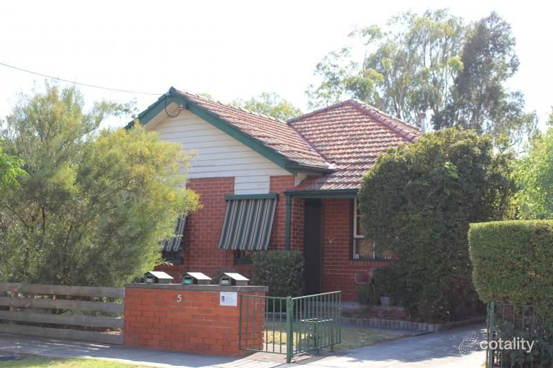 2/5 Jordan St, Brunswick West, VIC 3055