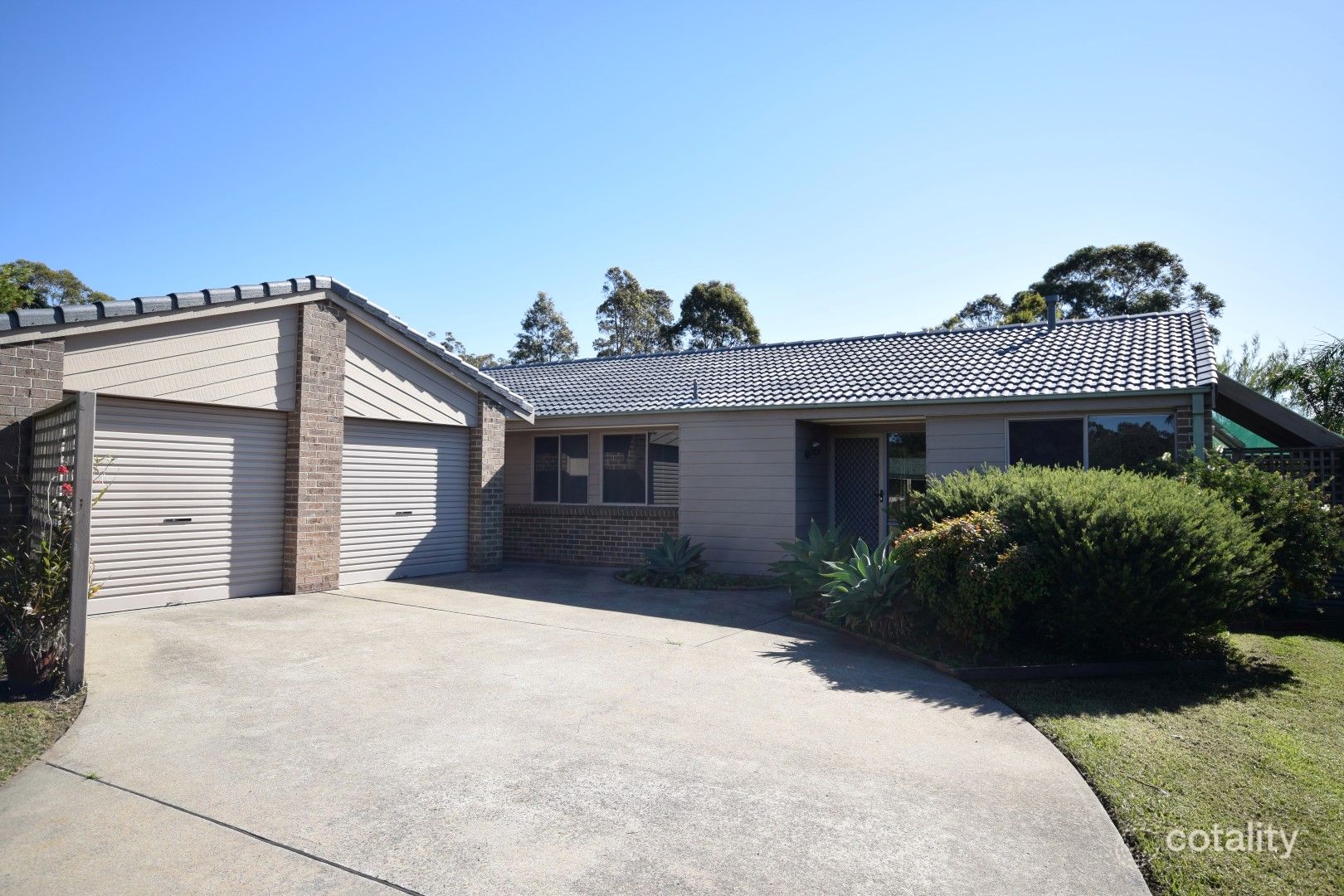 2 Tummell Cl, West Nowra, NSW 2541