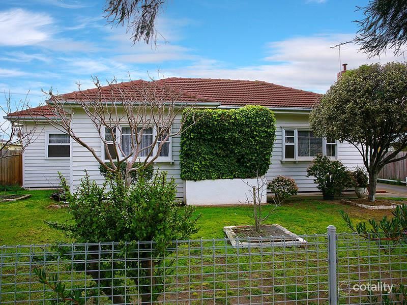 38 Truman St, South Kingsville, VIC 3015