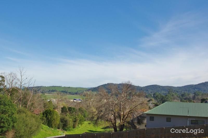 9 High St, Healesville, VIC 3777