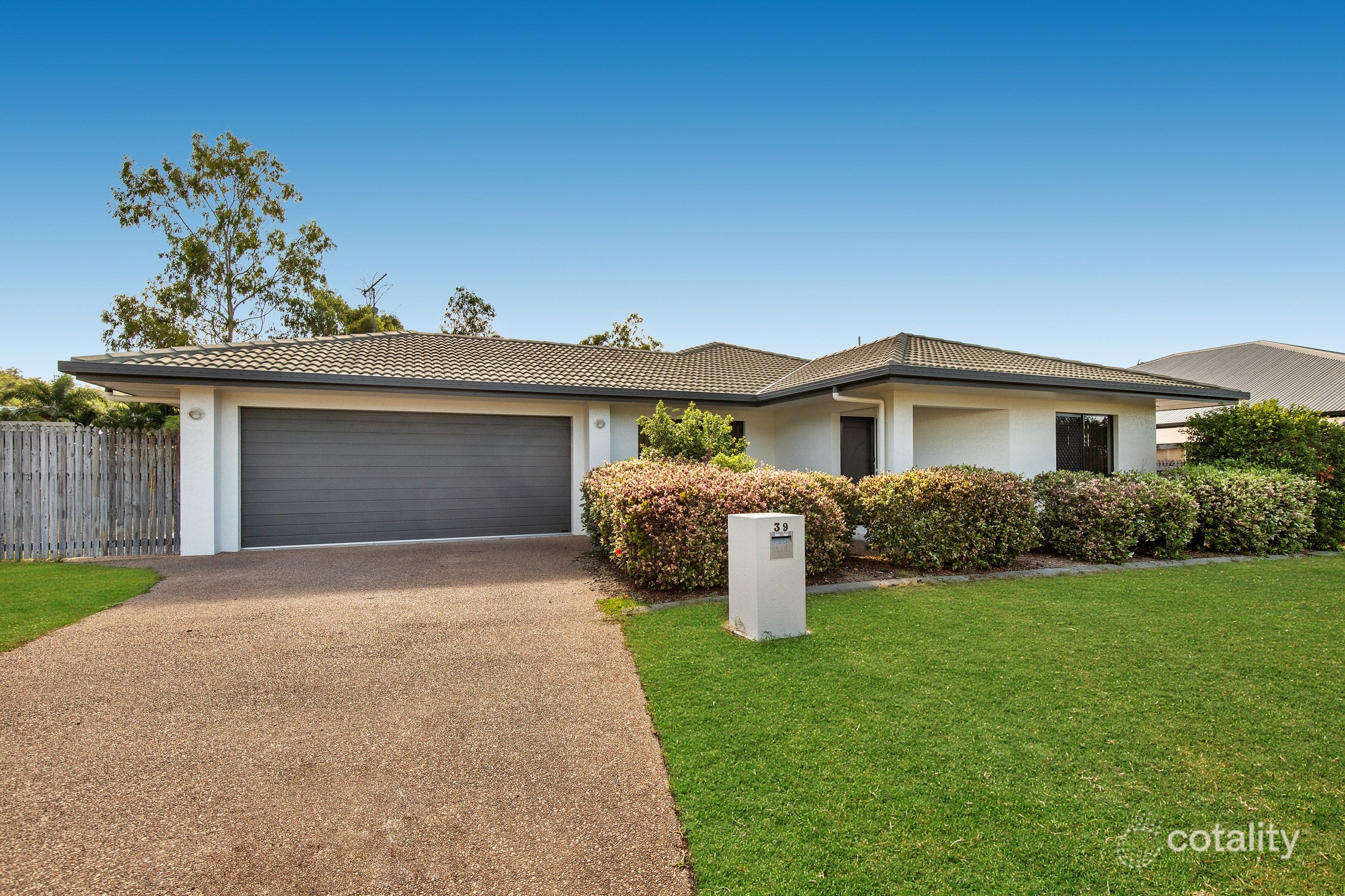 39 Saint Albans Rd, Mount Louisa, QLD 4814