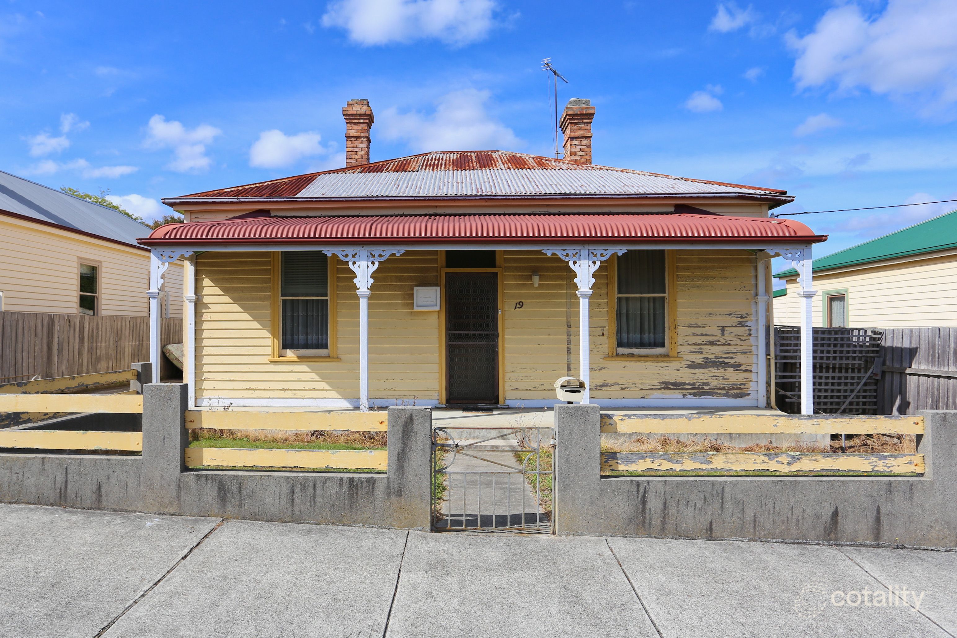 19 Henry St, Devonport, TAS 7310