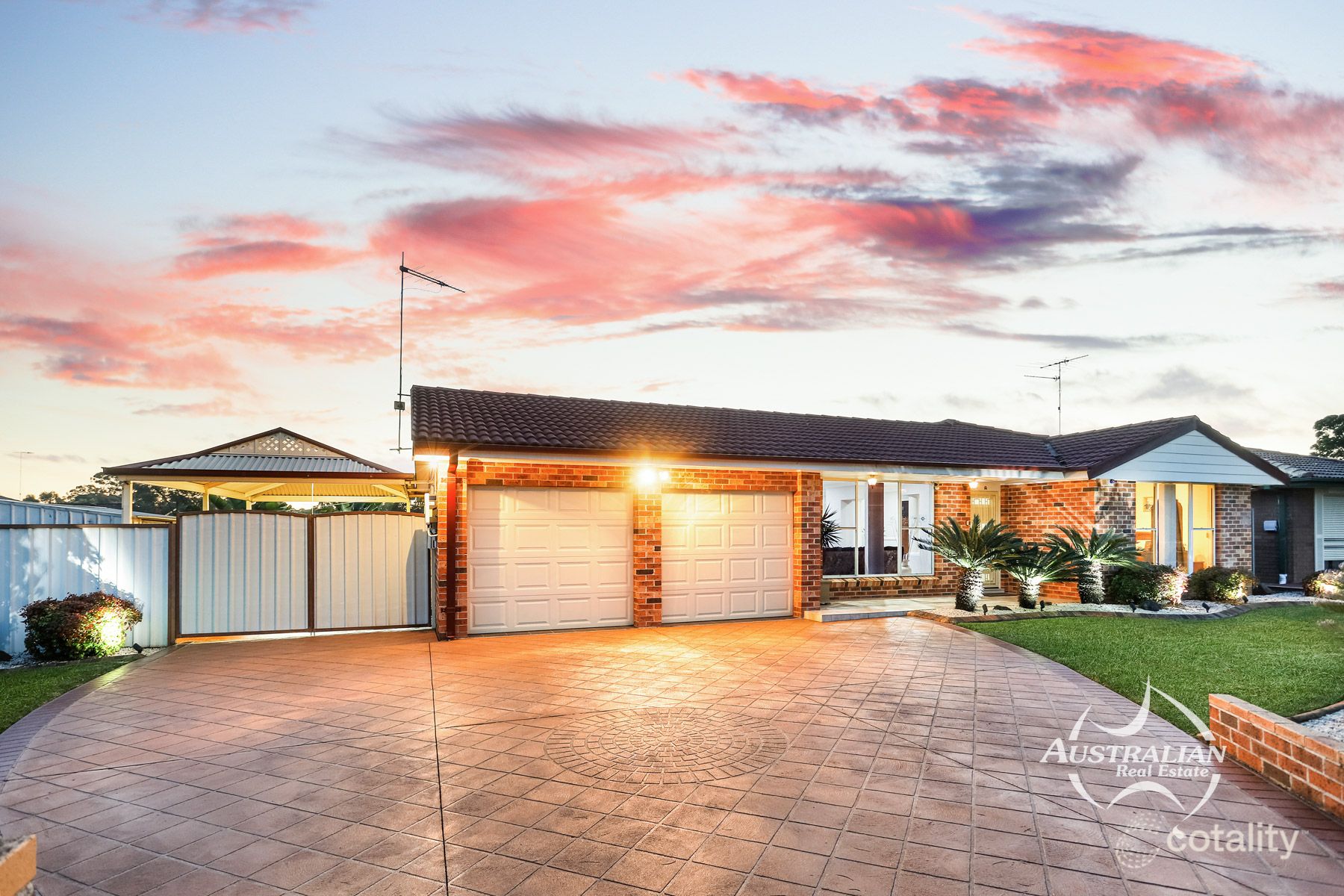 61 Alpine Cct, St Clair, NSW 2759
