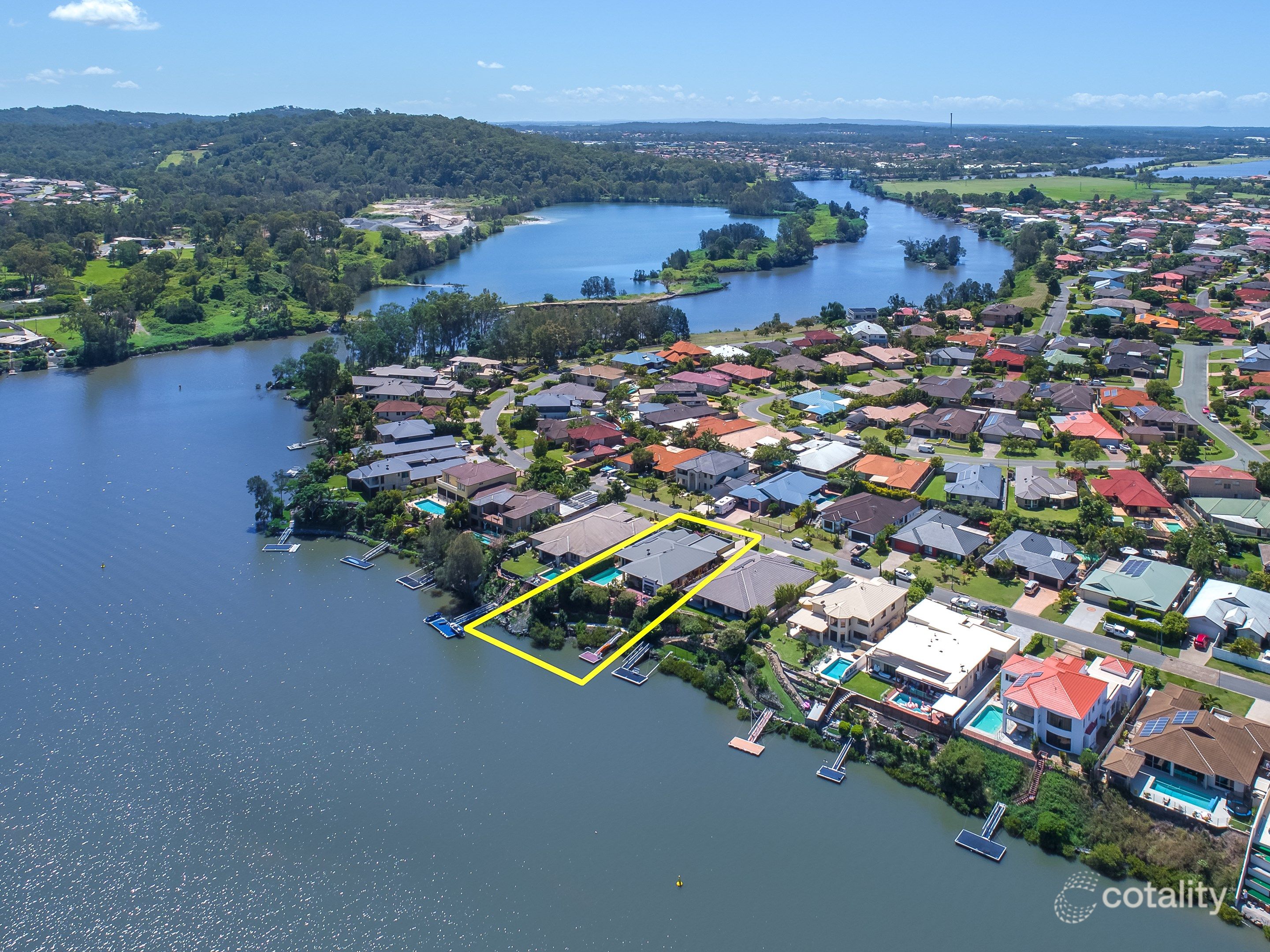 37 Brittany Dr, Oxenford, QLD 4210