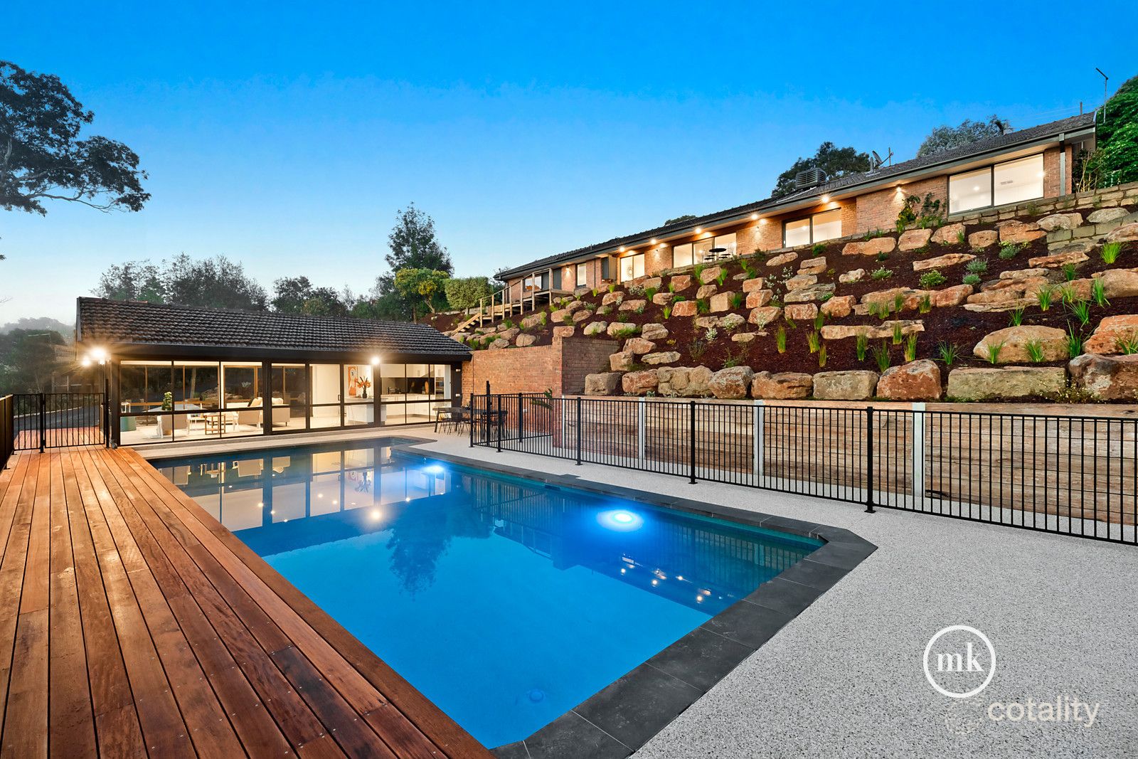 24 Montpelier Dr, Lower Plenty, VIC 3093