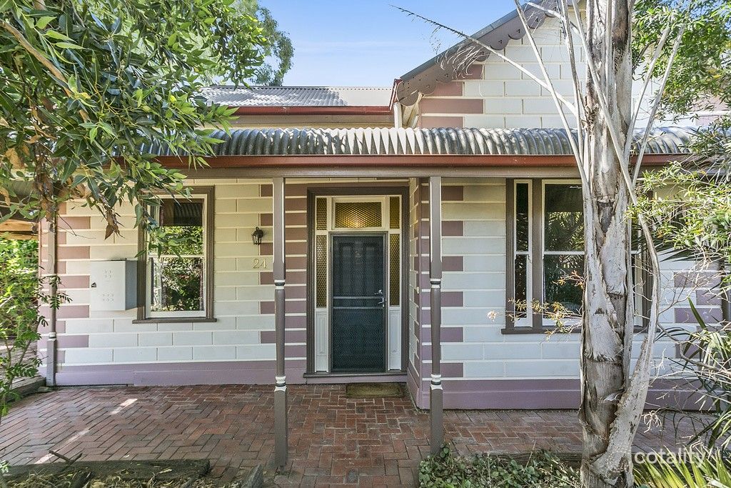 24 Victoria St, Ironbark, VIC 3550