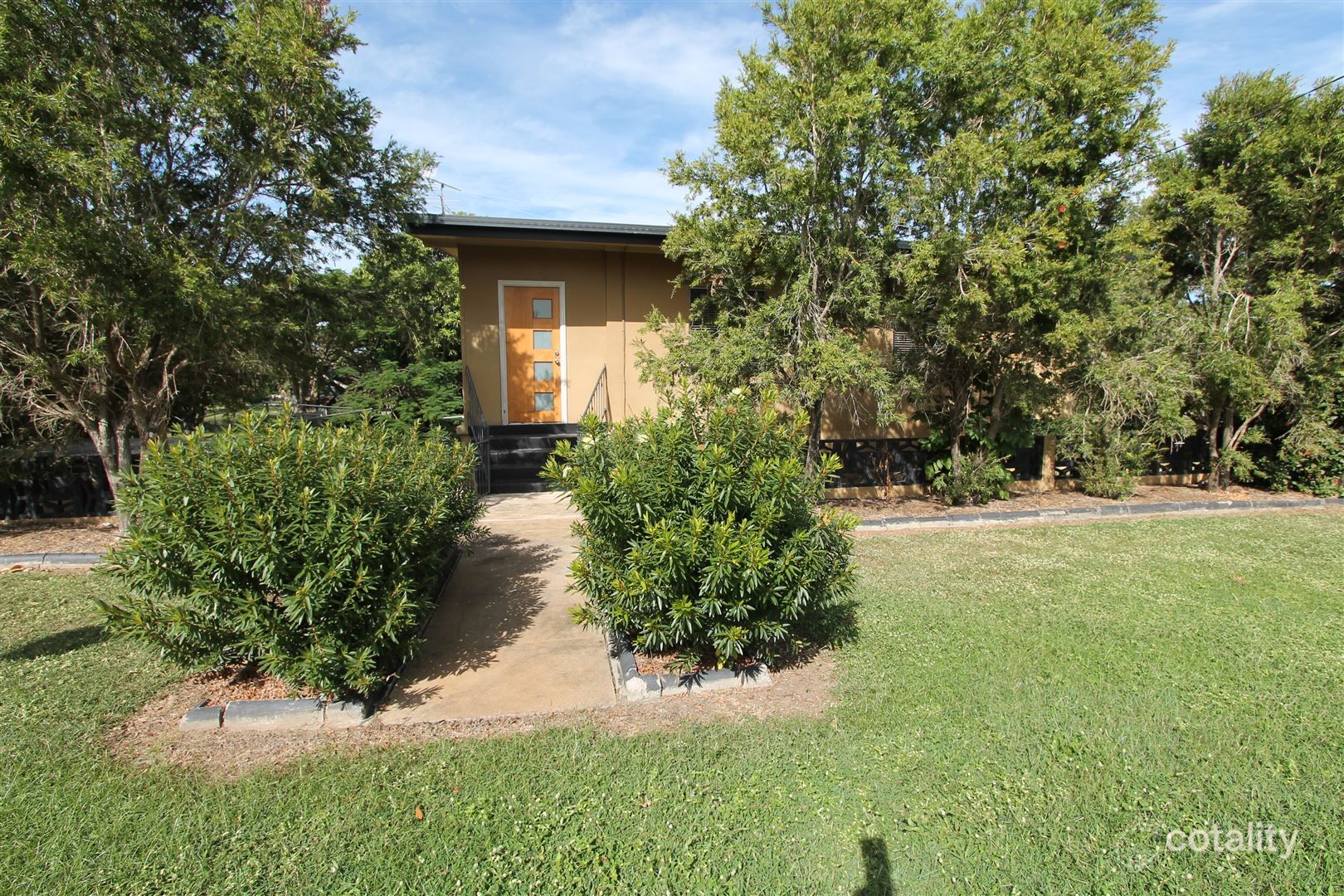 18 Hobart St, Ayr, QLD 4807