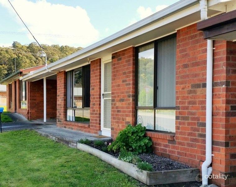 2/164 Weld St, Beaconsfield, TAS 7270