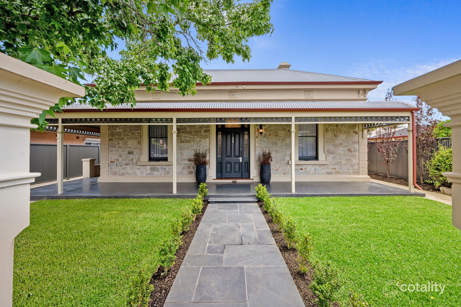 105-105a Woolnough Rd, Largs Bay, SA 5016