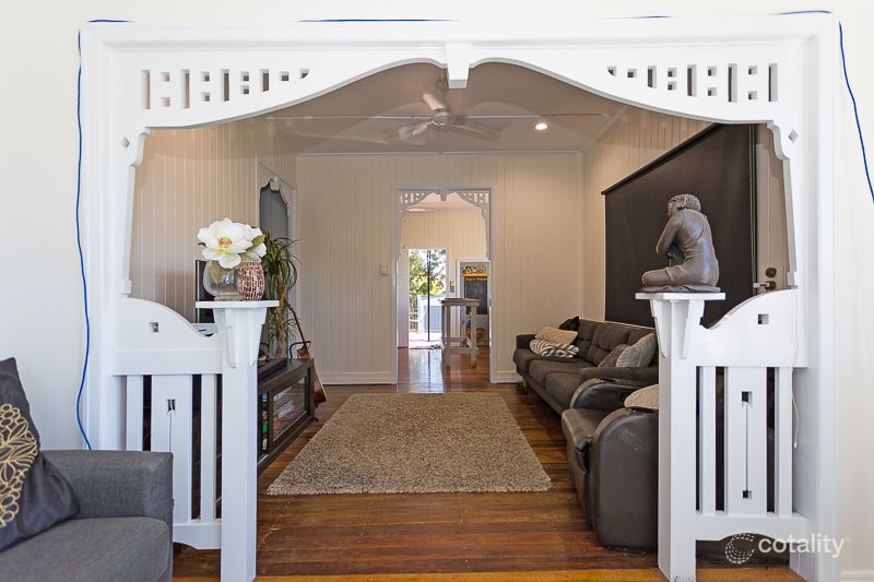 12 The Crescent, North Mackay, QLD 4740