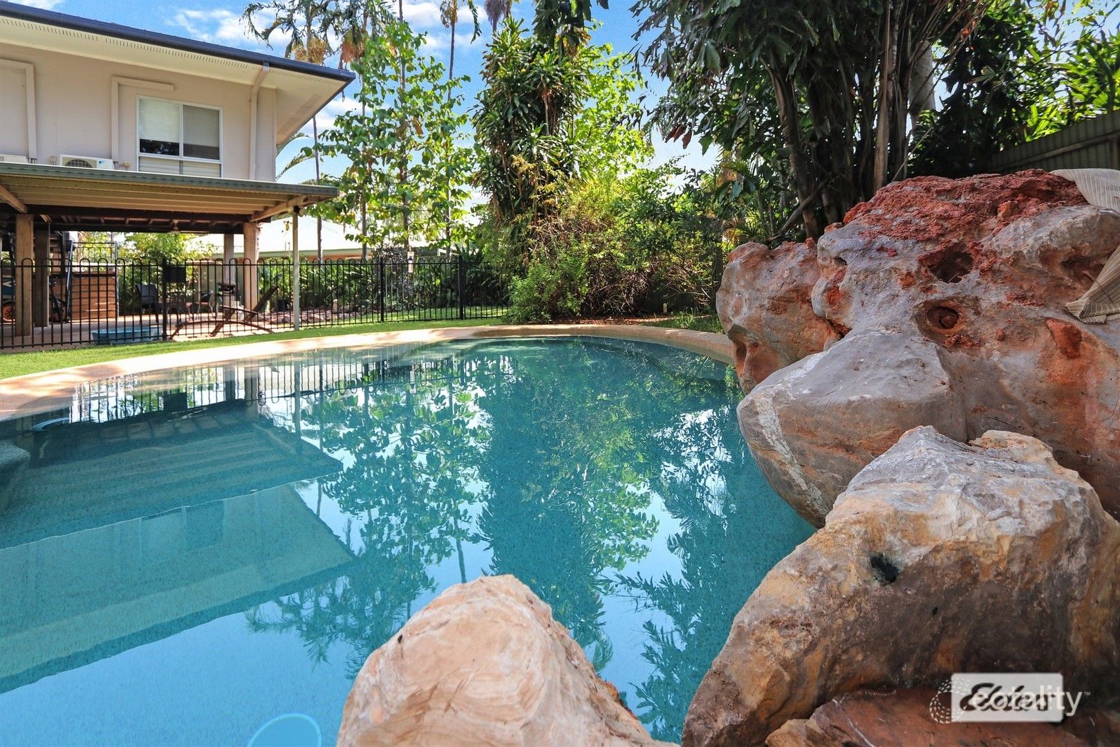 11 Hunt Ct, Katherine, NT 0850