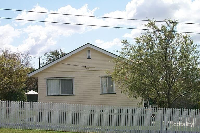 8 Maughan St, Carina Heights, QLD 4152