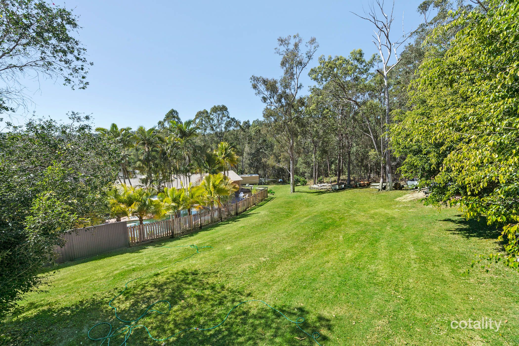 12 Saunders Dr, Bonogin, QLD 4213