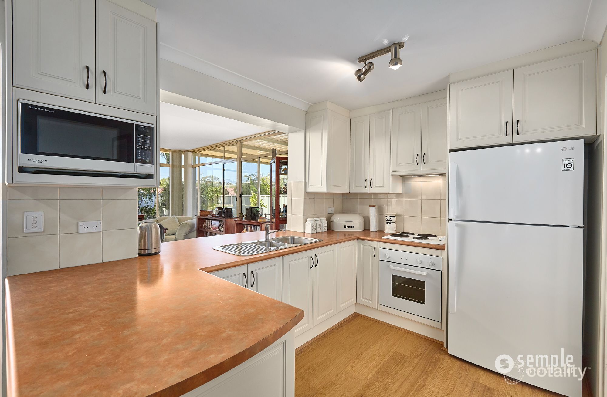 4 Mclernon Pl, South Lake, WA 6164