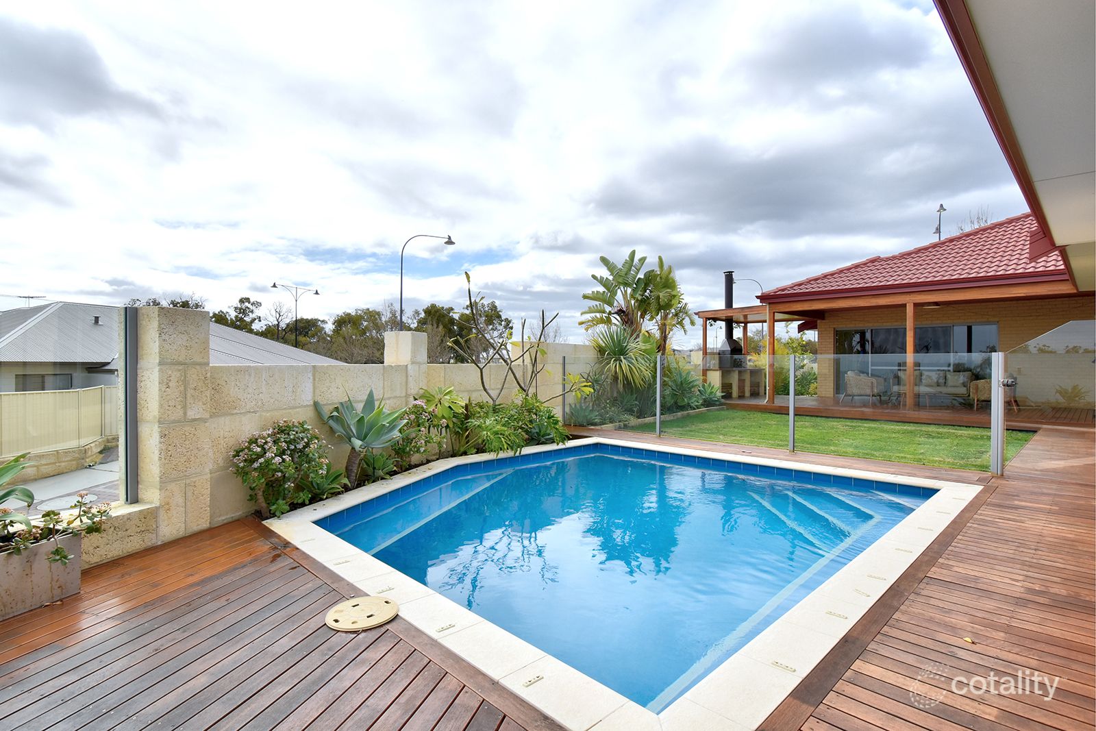 80 Waldburg Dr, Tapping, WA 6065