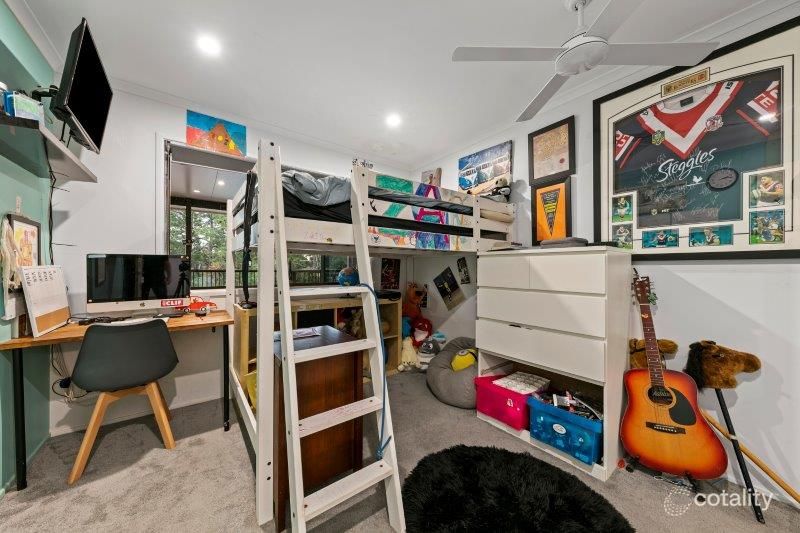 10 Angus Cres, Kureelpa, QLD 4560