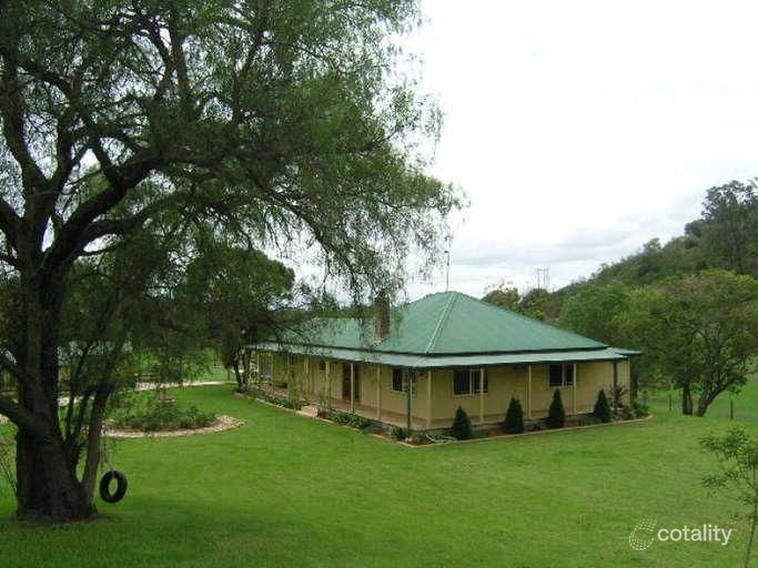 420 Spring Creek Rd, Mount Hunter, NSW 2570