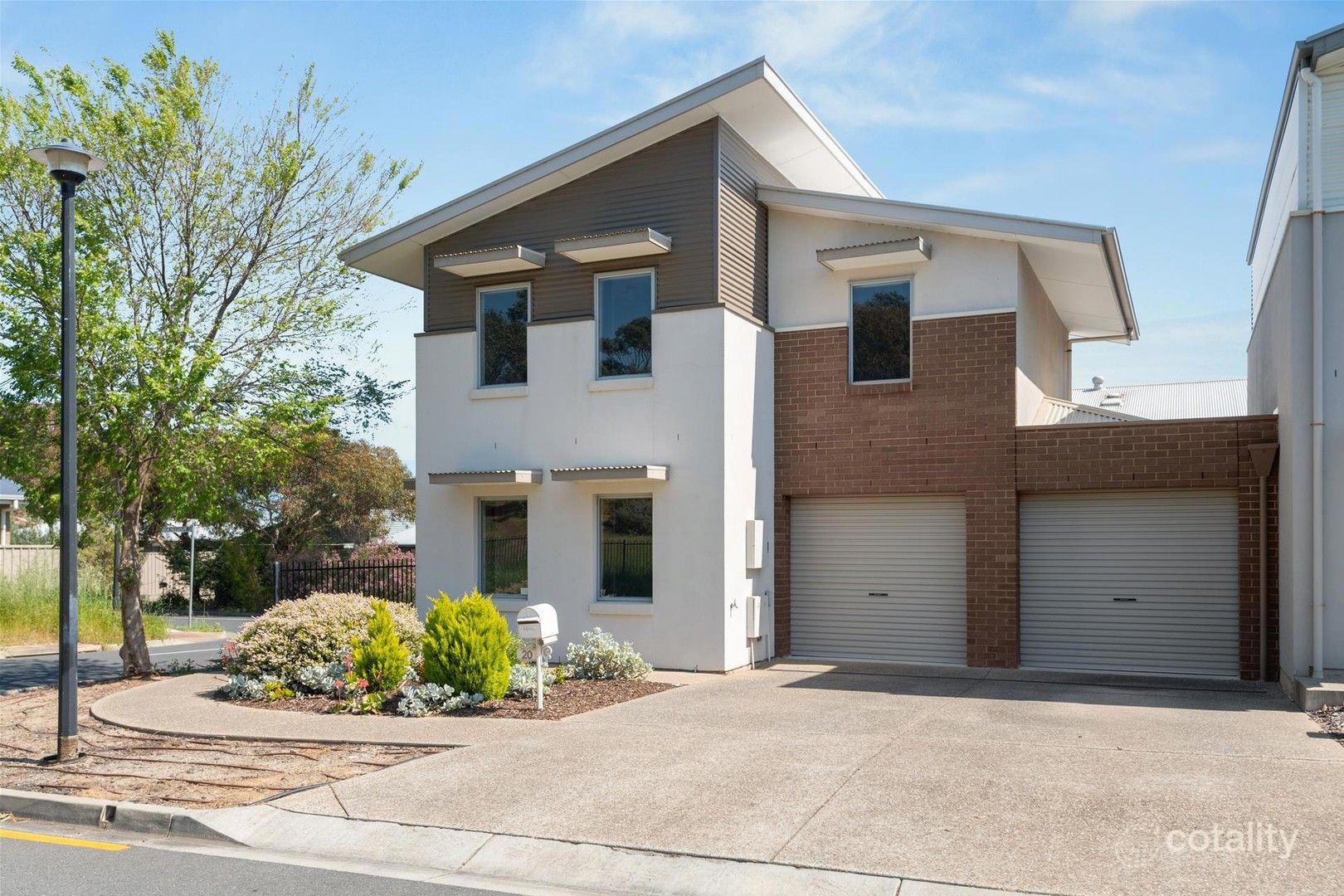 20 Grey Box Ave, Noarlunga Centre, SA 5168