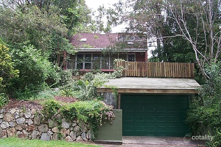 27 Akuna St, Kenmore, QLD 4069