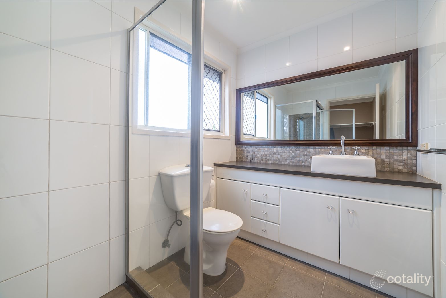 2/22 Burra St, Surfers Paradise, QLD 4217