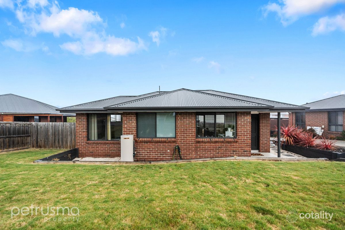 2/21 Vasili Ct, Oakdowns, TAS 7019