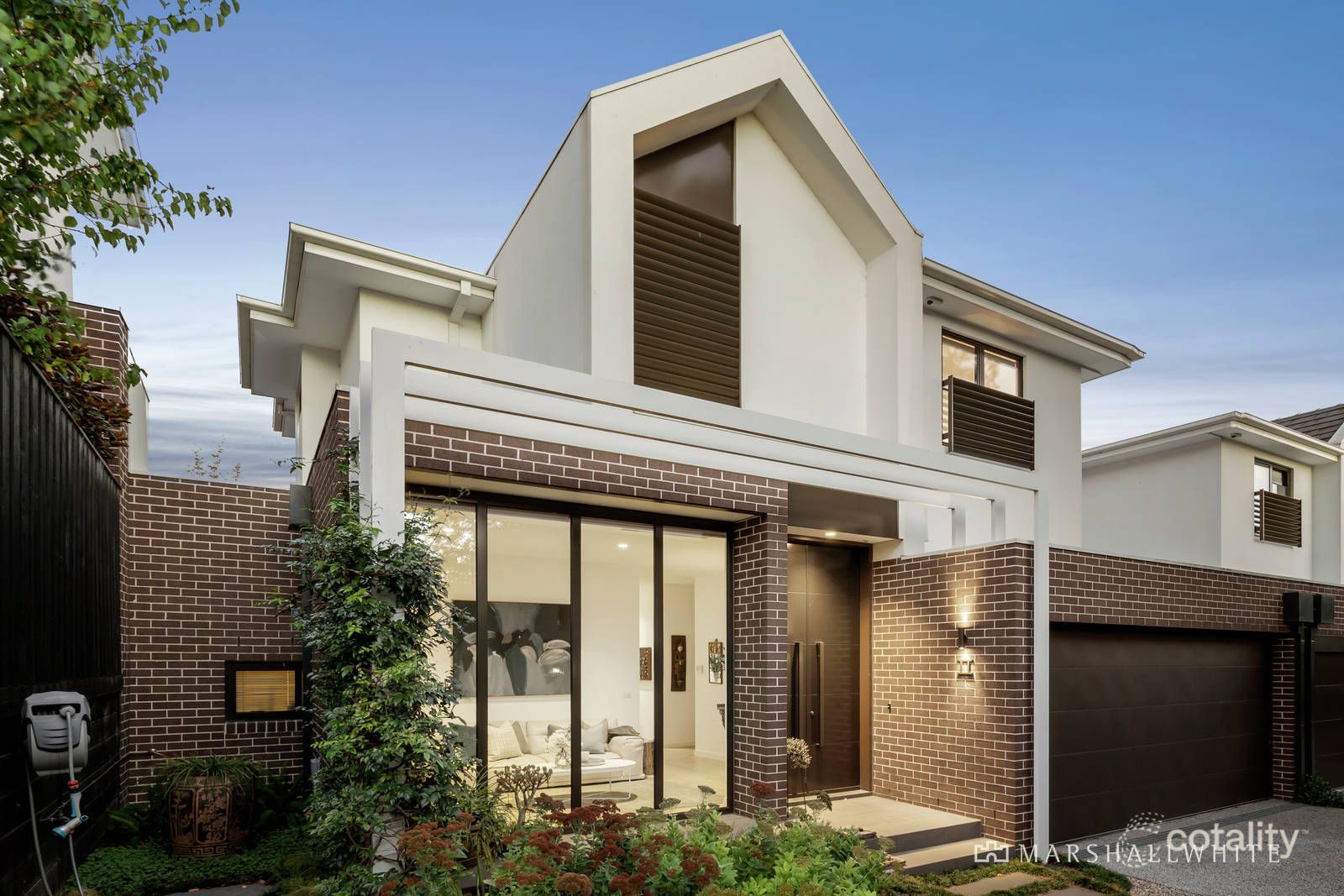 2/172 Prospect Hill Rd, Canterbury, VIC 3126